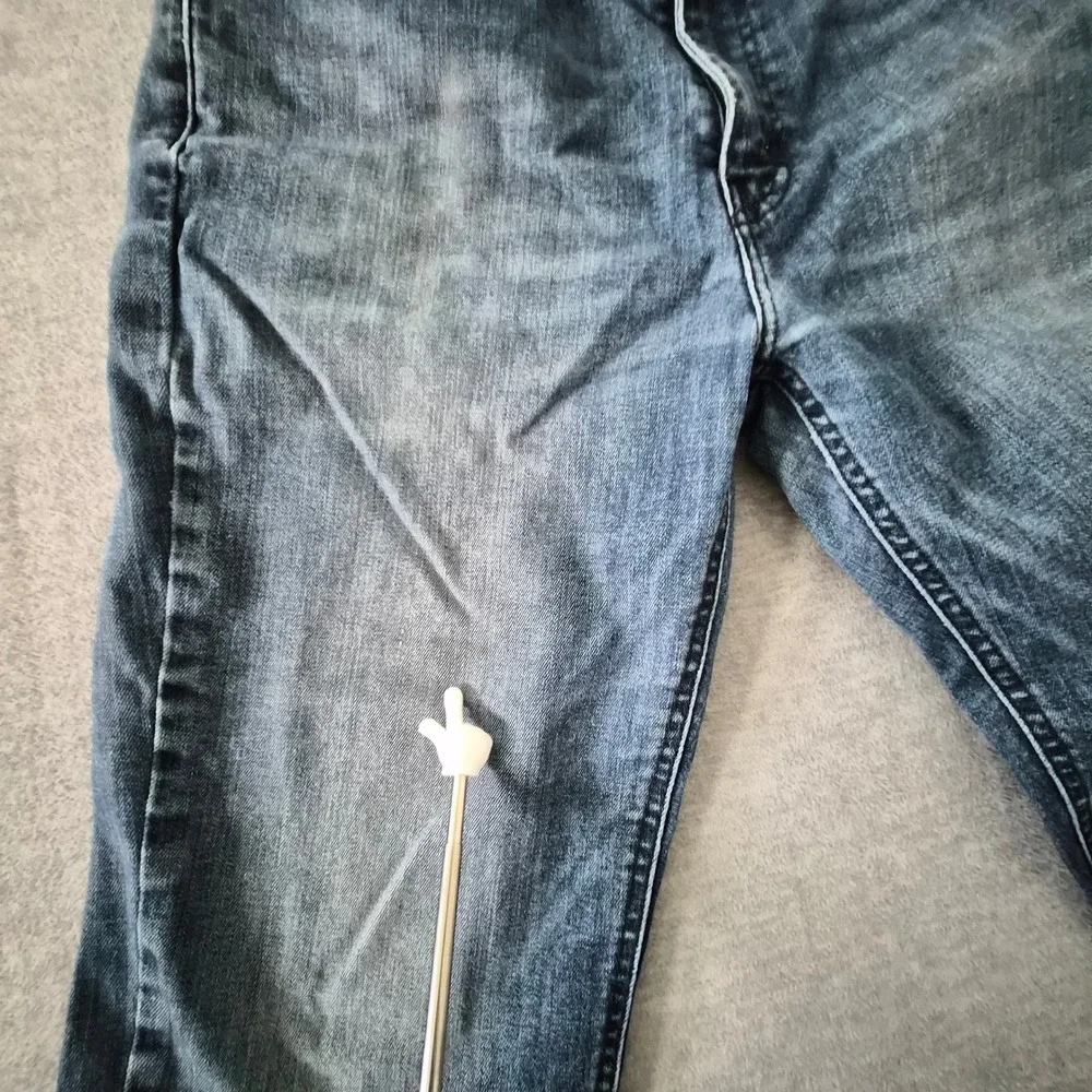 Levis 541 Athletic Taper Men Jeans 34x32 Medium Wash Blue Denim Stretch 541-0011